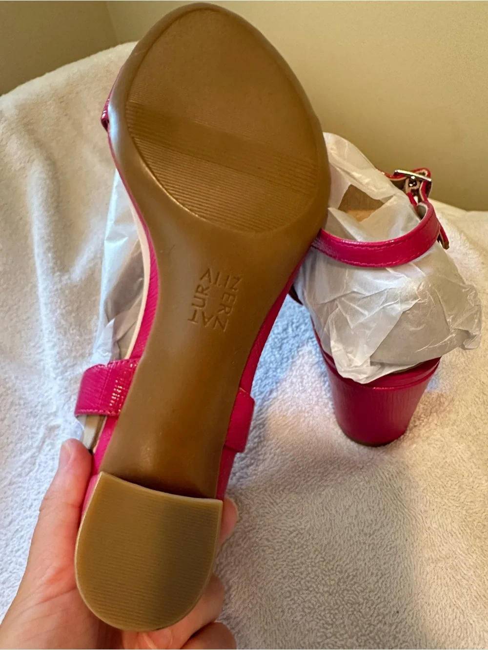 Naturalizer Bristol Pink Strappy Open Toe Block Heel Sandals dress shoes 9M